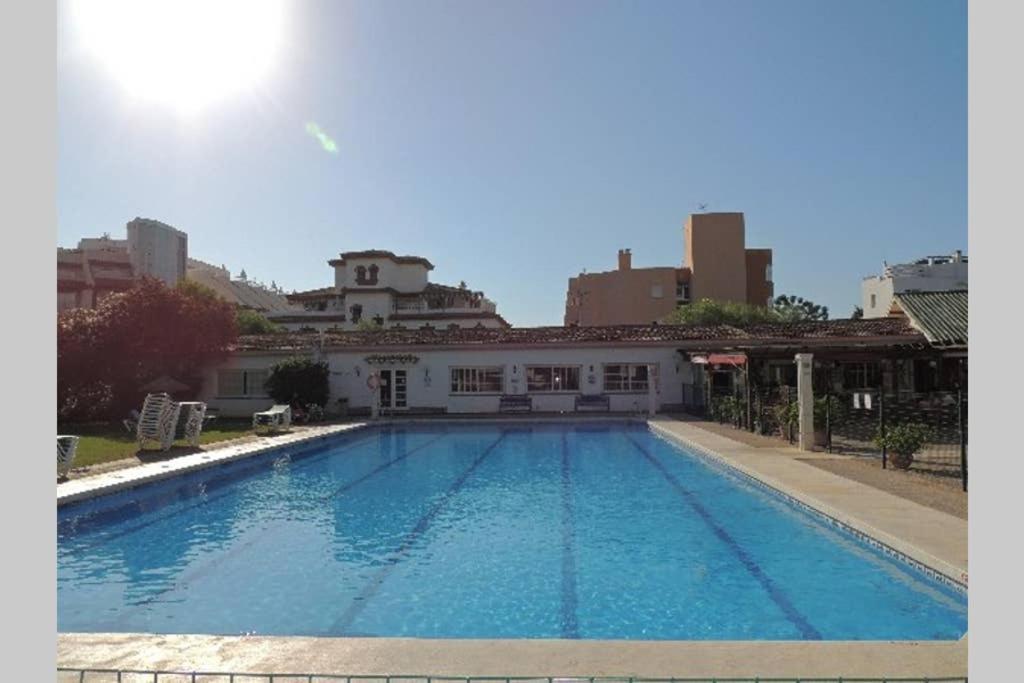 Carihuela Palace Studio 419 Beach - Playa Apartment Torremolinos Bagian luar foto